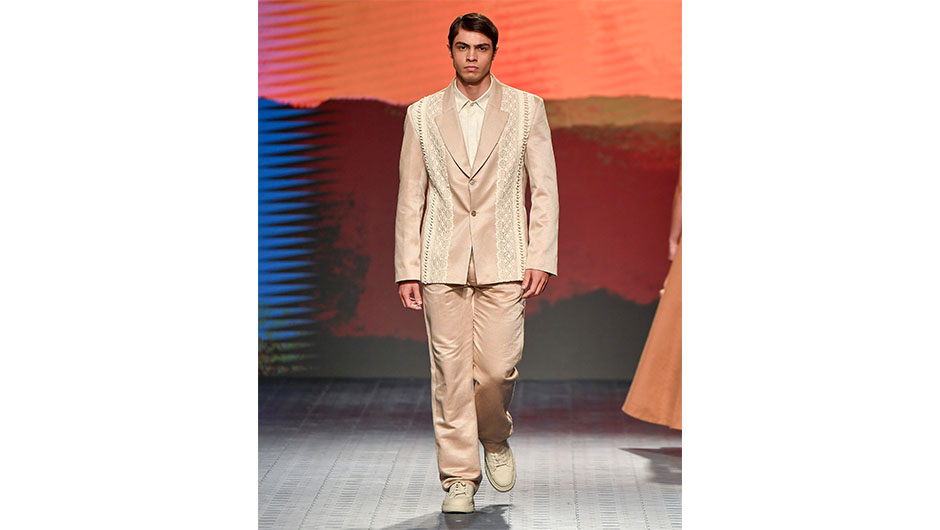 RUNWAY BEFW 2024